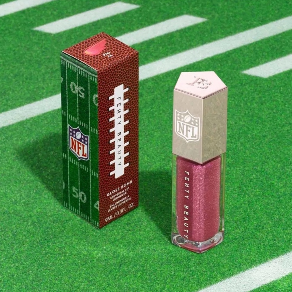 Fenty Beauty Riri Gloss Bomb lip gloss - Super Bowl limited edition